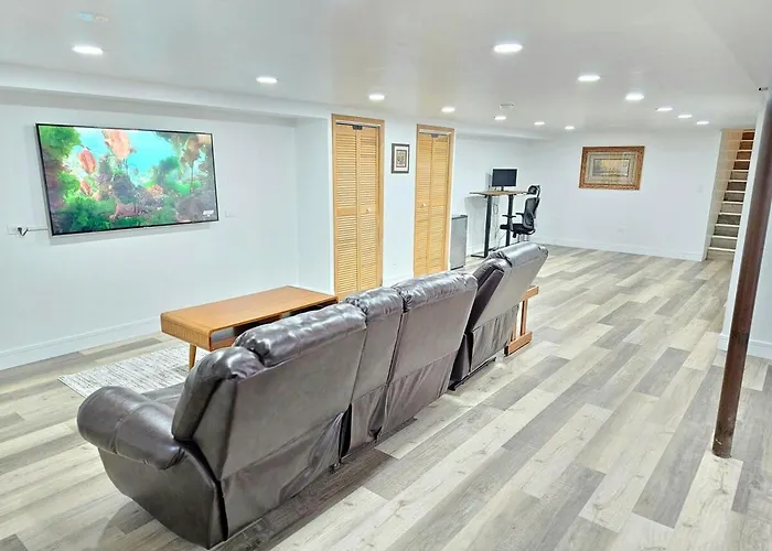 Villa Modern 4br Near Six Flags & Naval Base *